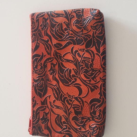 Ishka  orange and brown tooled animal clutch - Picture 2 of 4